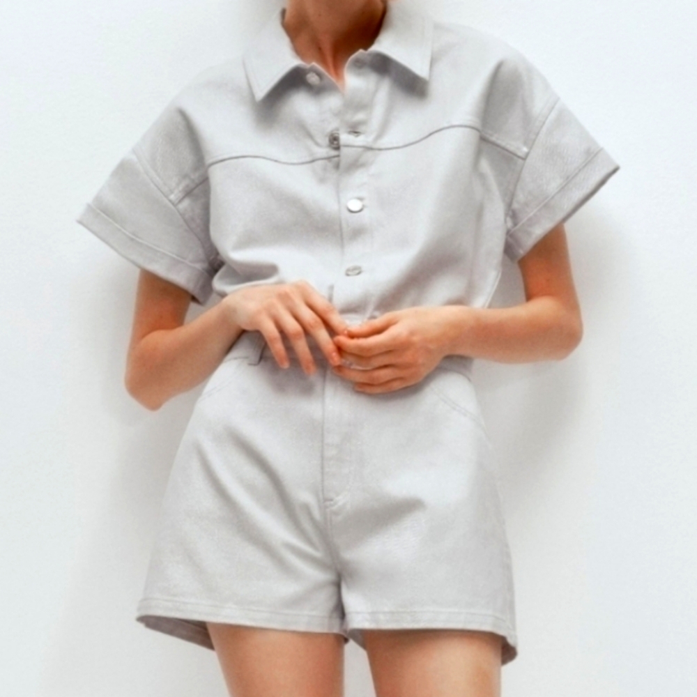 NWT ZARA Stylish Gray Short Sleeve Glittery Romper - Size M